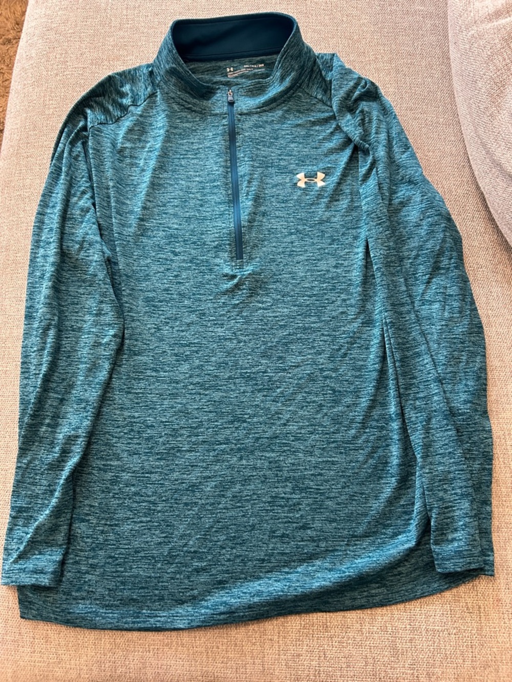 Under Armour quarter zip. Size 3XL